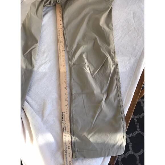 Eddie Bauer Men's Tech Pant 40 X 30 Nylon And Spandex Pockets Khaki EUC - Picture 6 of 6
